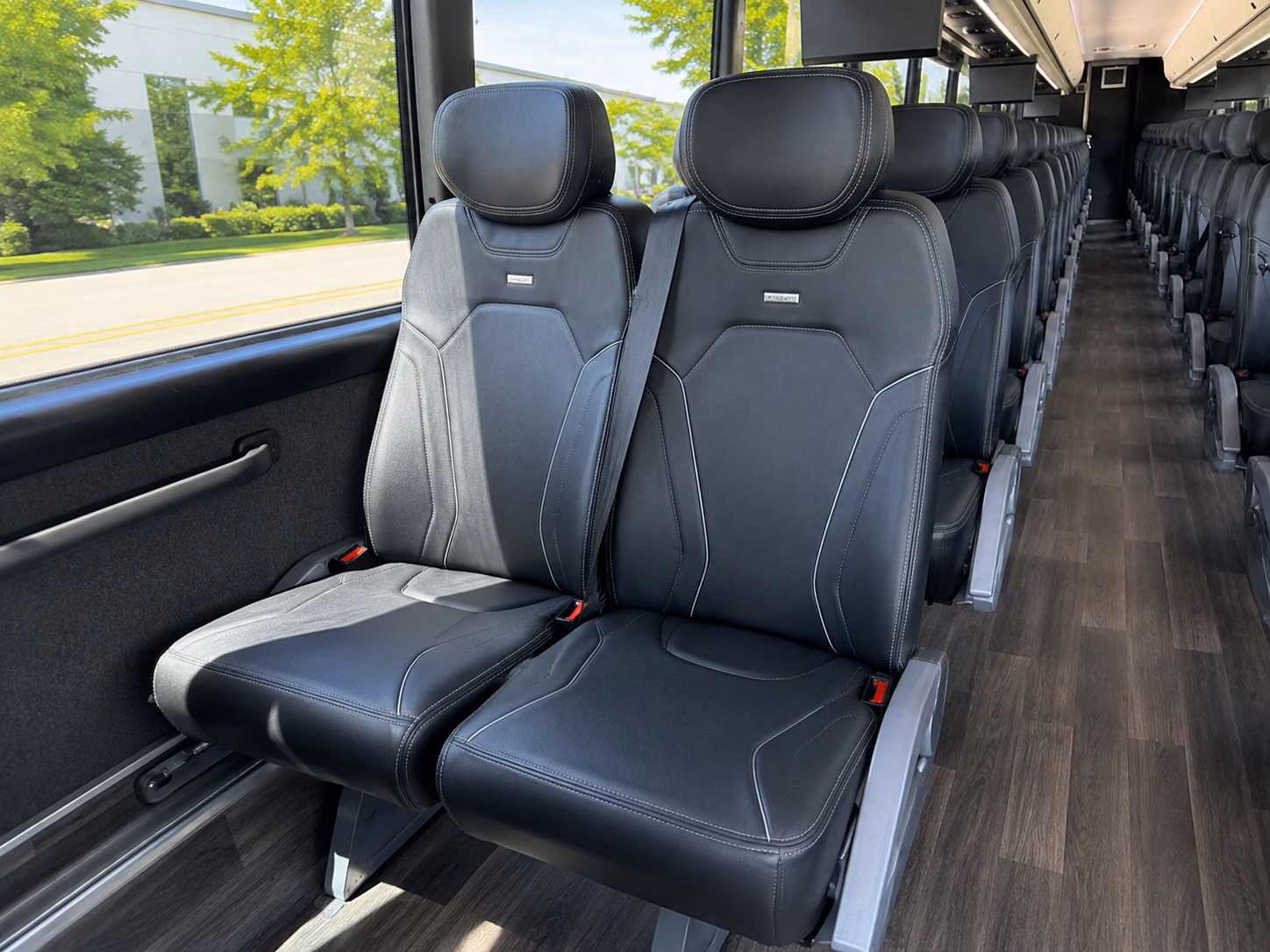 winery tour bus rentals from irvine to temecula